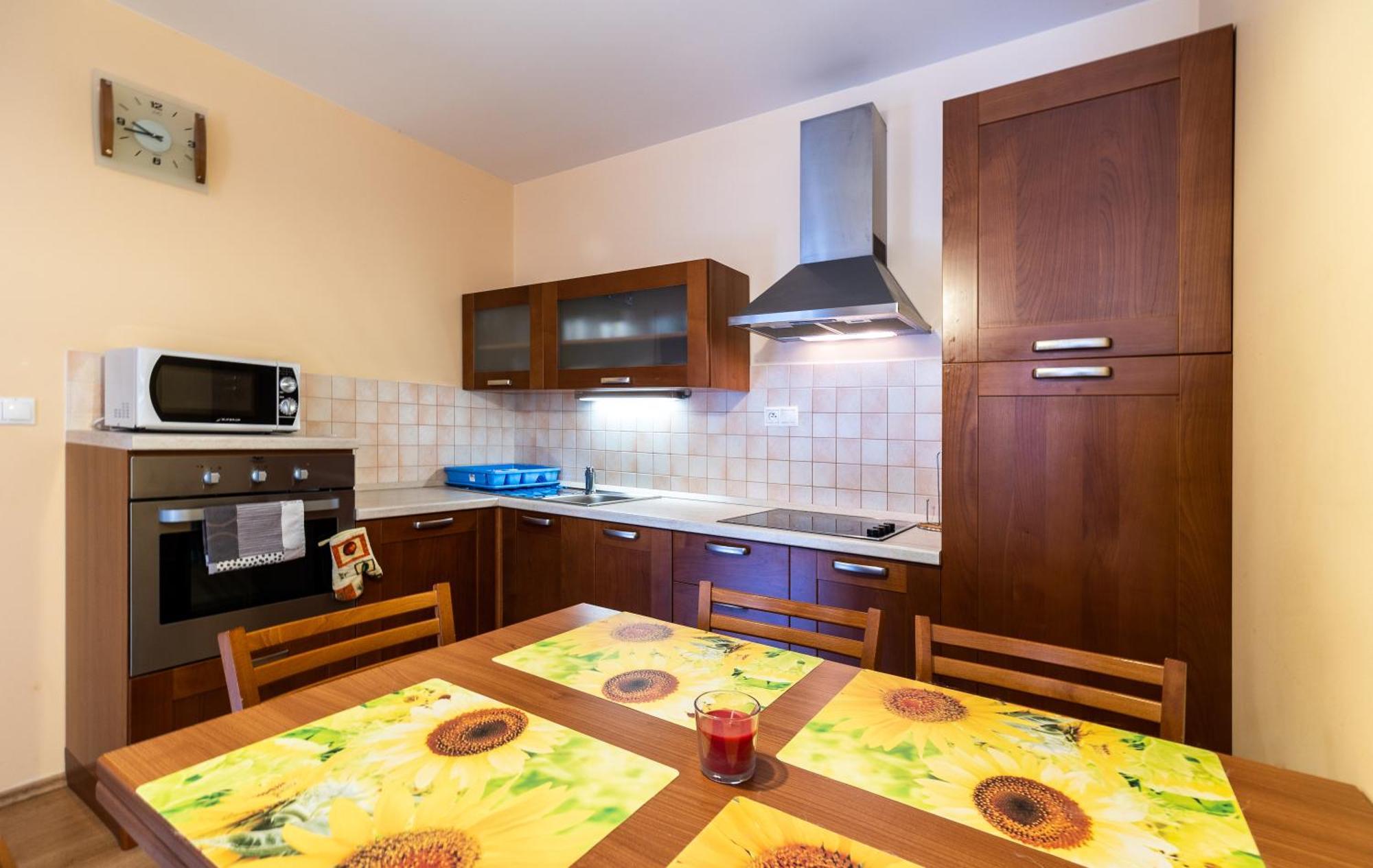 Rodinny Apartman Slnecnica Tale Eksteriør billede