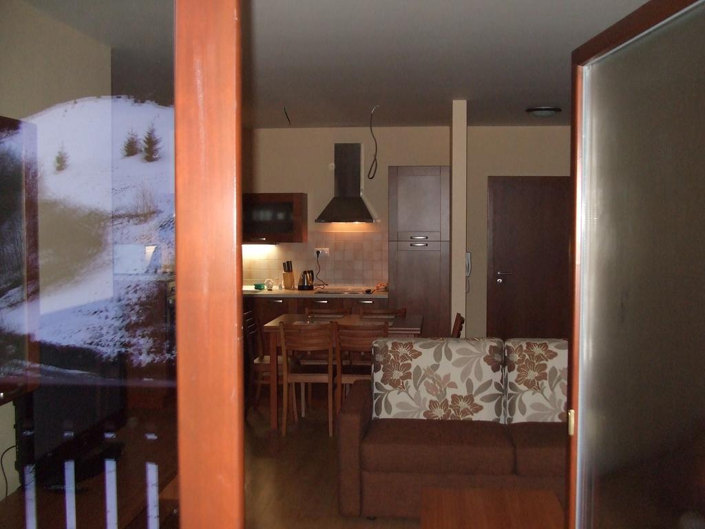 Rodinny Apartman Slnecnica Tale Eksteriør billede